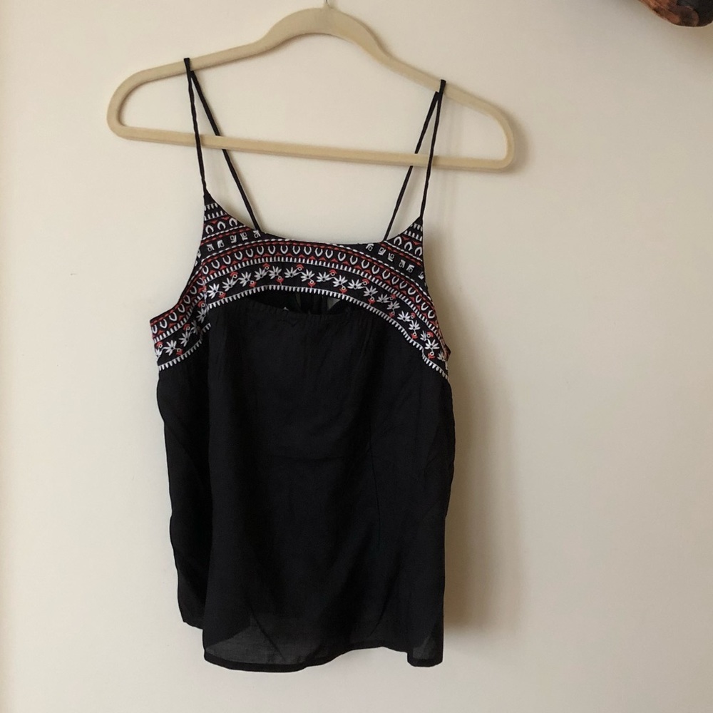 Green Dragon Cut Out Embroidered Tank Top Black